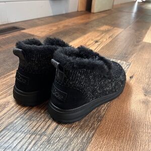 Black Faux-Fur Knit Ankle Booties - Women's Cozy Slip-On